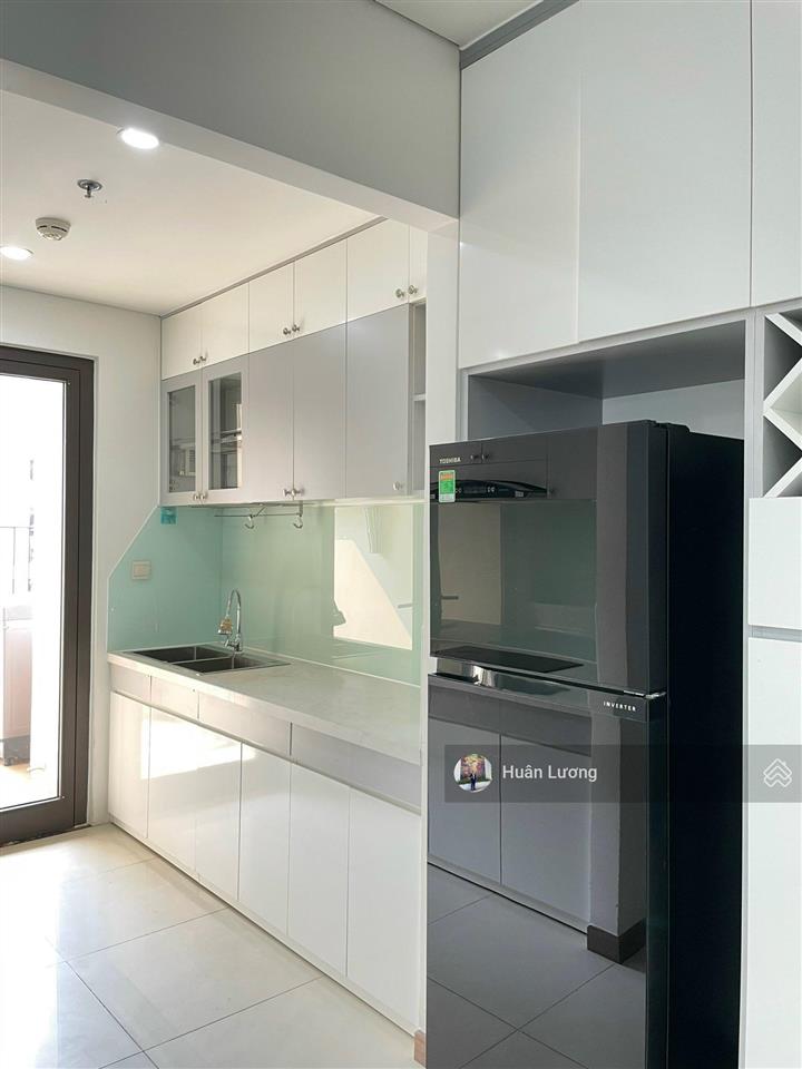 Cho thuê căn 3pn2wc nội thất đẹp view q1 tại hà đô centrosa q10, xách vali vào ở ngay giá chỉ 26tr