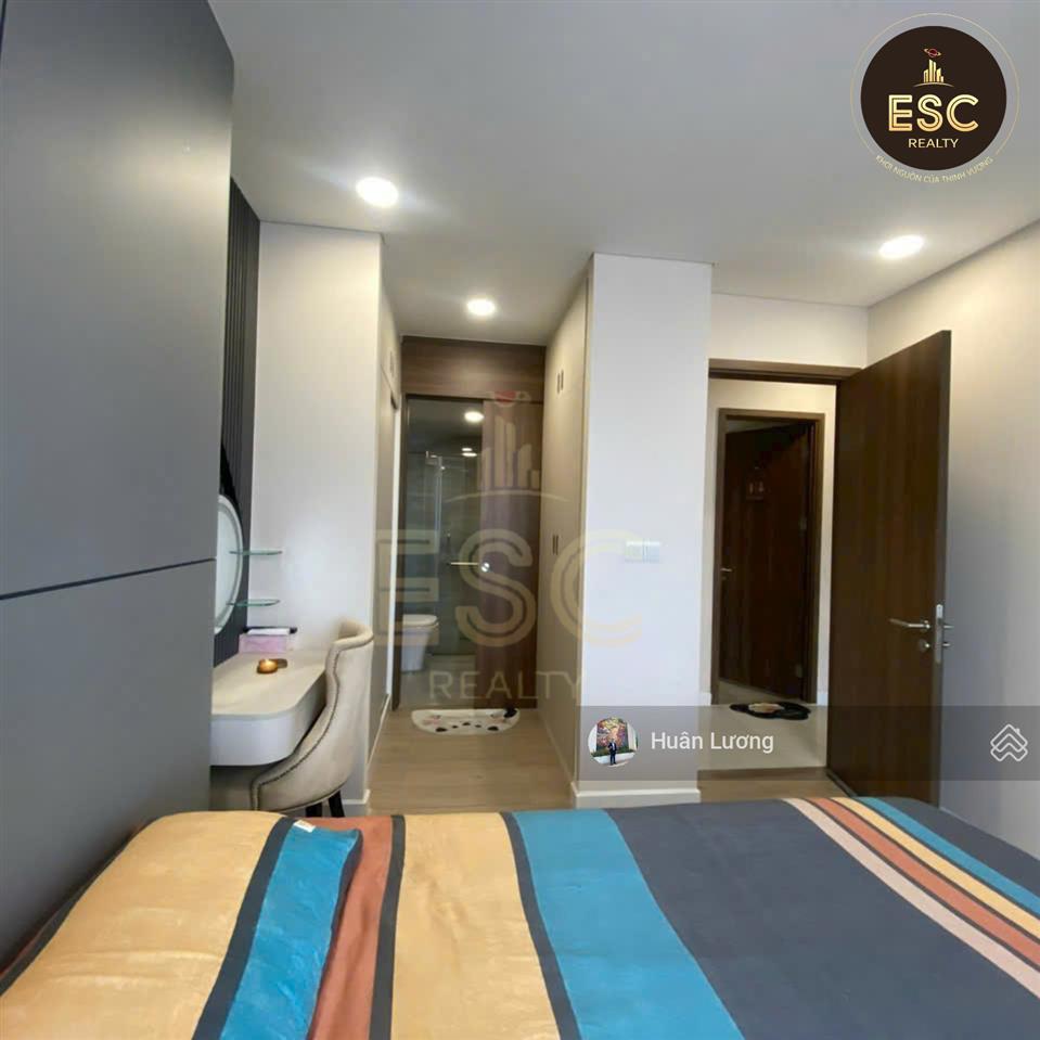 Nhà thật giá thật, thiện chí bán căn góc 3pn có sổ hồng view q1 tại kingdom 101, p. diên hồng (q10)