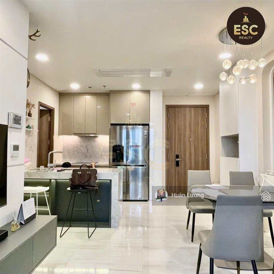 Nhà thật giá thật, thiện chí bán căn góc 3pn có sổ hồng view q1 tại kingdom 101, p. diên hồng (q10)