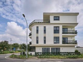 Bán nhà phố salacia villas phú mỹ  227m2 sử dụng  4 tầng sang trọng  sổ hồng riêng
