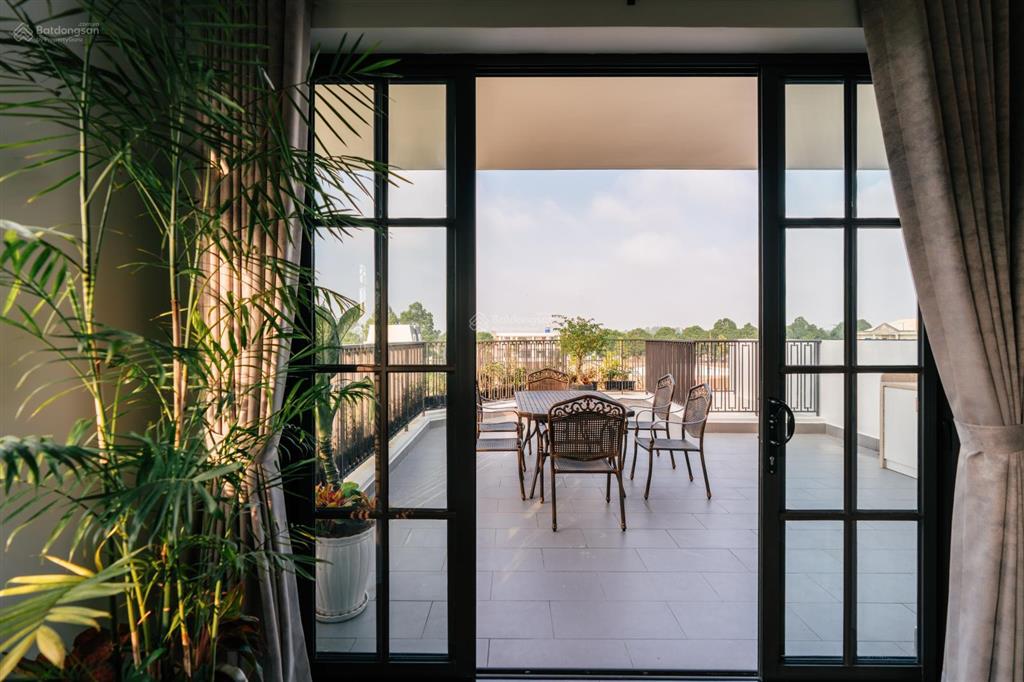 Bán nhà phố salacia villas phú mỹ  227m2 sử dụng  4 tầng sang trọng  sổ hồng riêng
