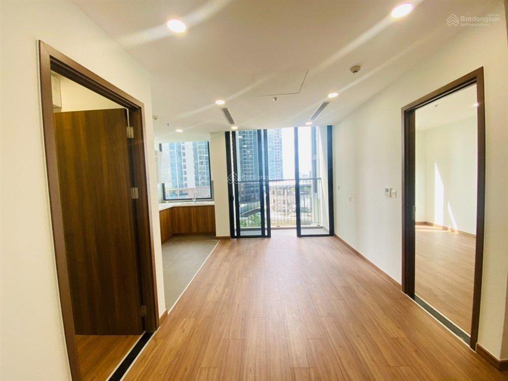 Cần tiền bán gấp trong tháng căn 2pn eco green sài gòn, giá rẻ 5.050 tỷ  0946 867 ***