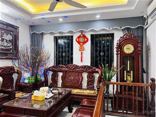 Bán nhà 4 tầng, xây kiên cố, phong cách hiện đại mặt phố đường rộng 2 xe ô tô tránh nhau, cực hiếm