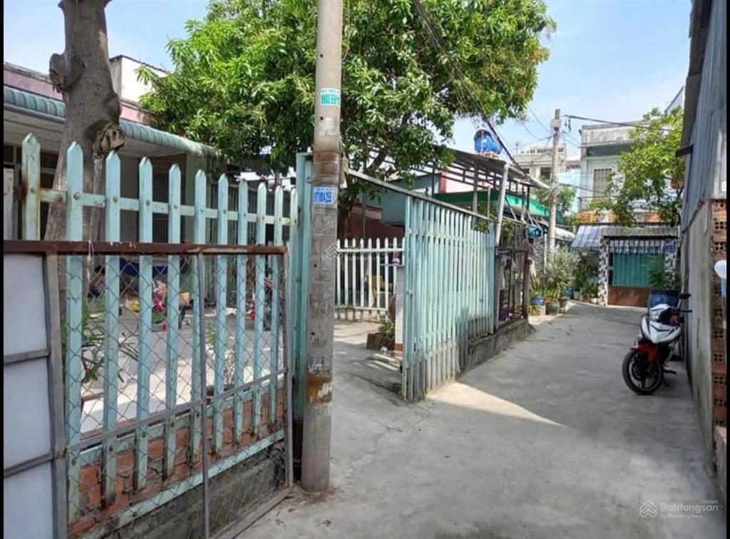 Nhà cấp 4 đường 10, p. hiệp bình, dt 80m2 full thổ cư ngang 6,2m đang cho thuê tốt chỉ 4 tỷ
