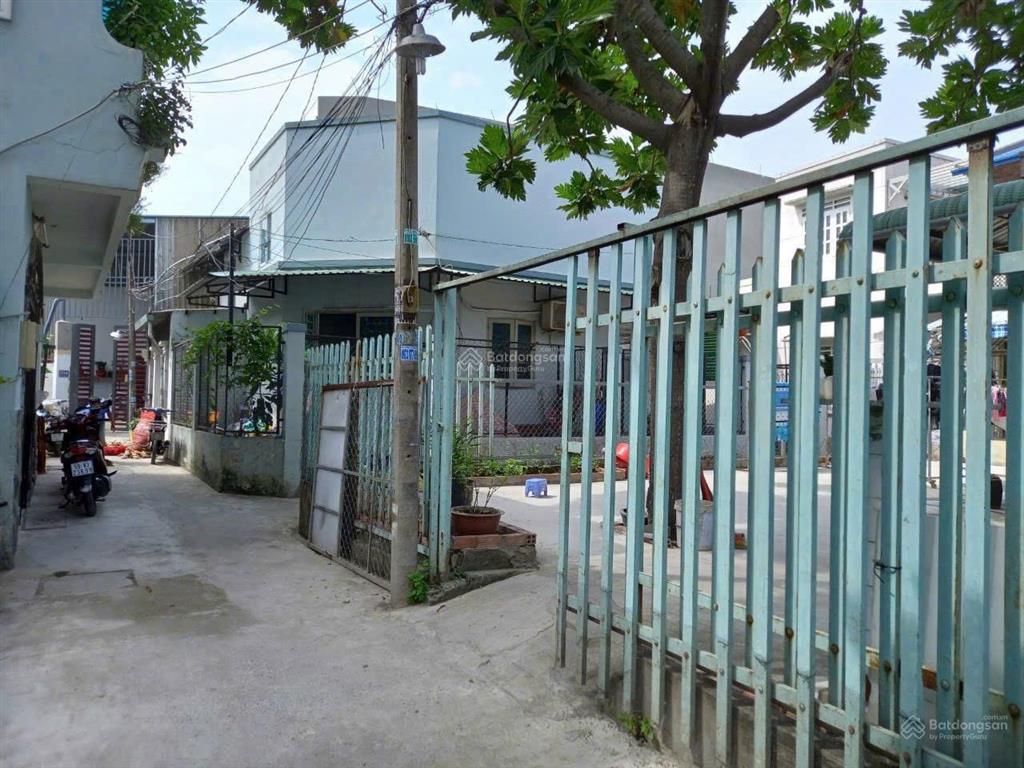 Nhà cấp 4 đường 10, p. hiệp bình, dt 80m2 full thổ cư ngang 6,2m đang cho thuê tốt chỉ 4 tỷ