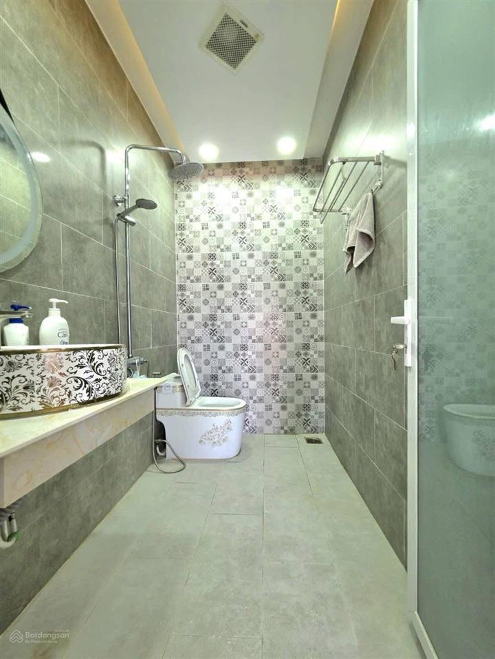 Rẻ hơn thị trường 1 tỷ, nhà đẹp hxh, 4.5 x 23m (~103m2), 4 tầng, chỉ còn 7,5 tỷ