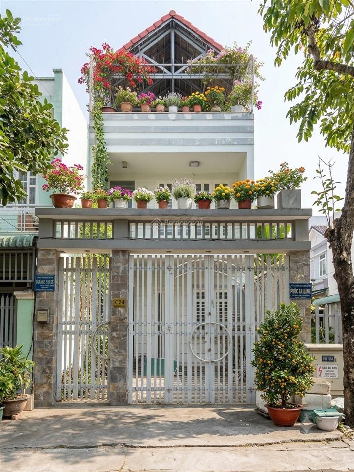 Rẻ hơn thị trường 2 tỷ, 5x18m, 4 tầng, chỉ 9,6 tỷ, nhà mặt phố, view sông kdc phú mỹ, quận 7
