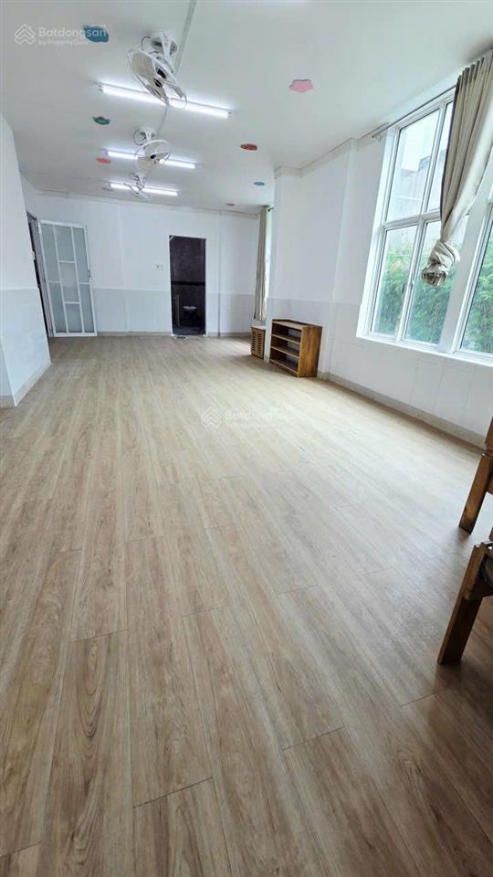 Cho thuê 6 phòng tầng trệt chung cư hoàng anh gia lai 2, diện tích 270m2, giá 48 triệu/tháng