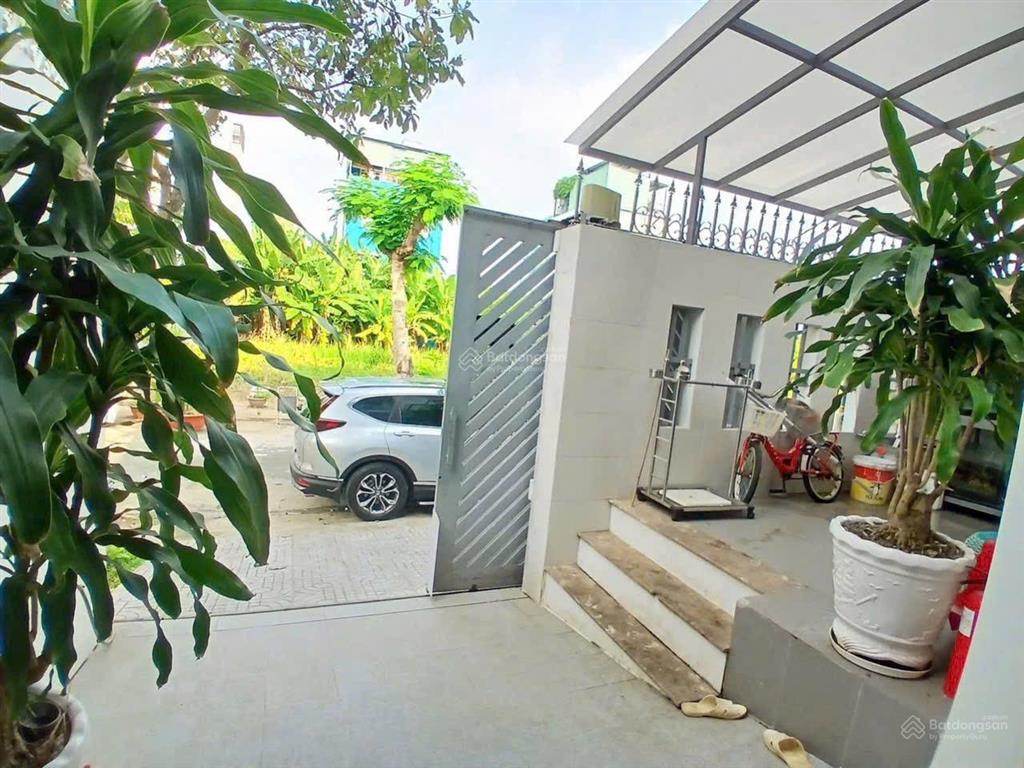 Biệt thự kdc phú xuân, nhà bè 7x16, 4 tầng, chỉ 10.5 tỷ