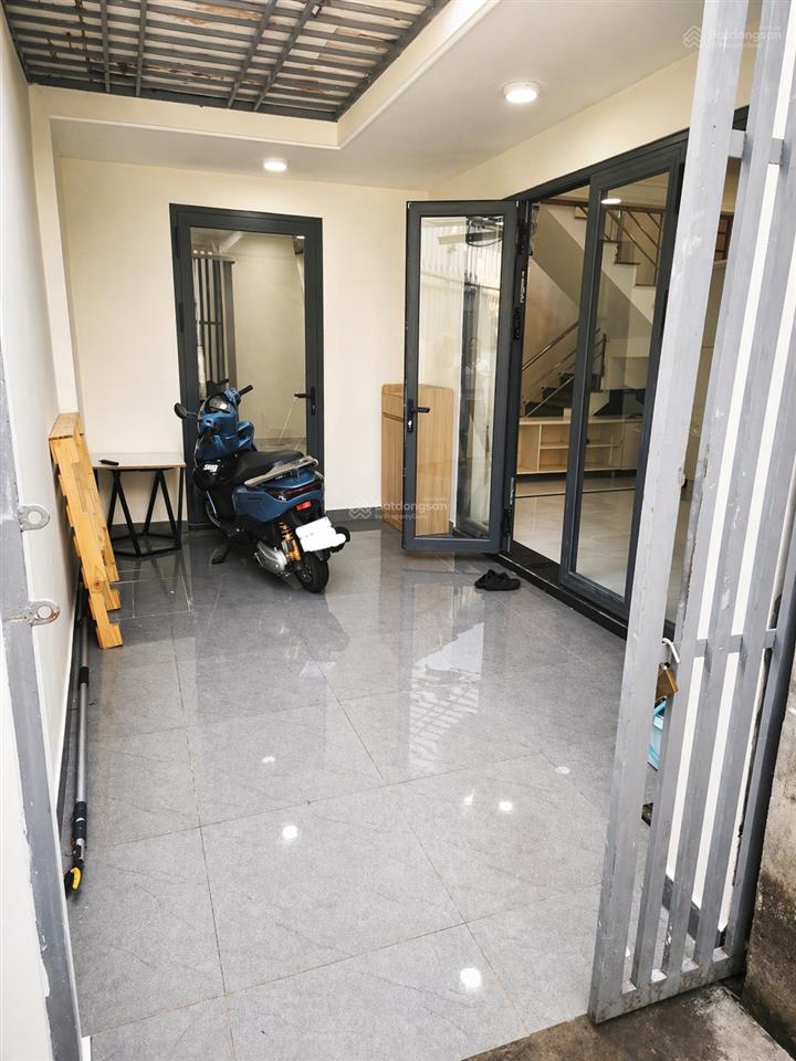 Cực rẻ! nhà quận 7, diện tích 75m2, chỉ 3,85 tỷ, gần phú mỹ hưng