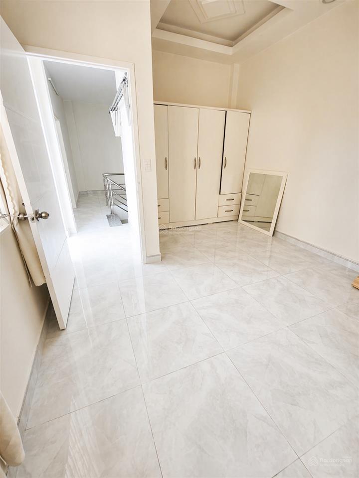 Cực rẻ! nhà quận 7, diện tích 75m2, chỉ 3,85 tỷ, gần phú mỹ hưng