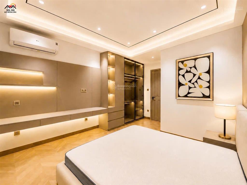 Nhà đẹp 5 tầng phú thuận, có thang máy, 15,8 tỷ, 76m2