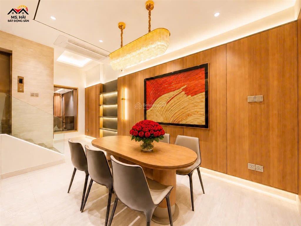 Nhà đẹp 5 tầng phú thuận, có thang máy, 15,8 tỷ, 76m2
