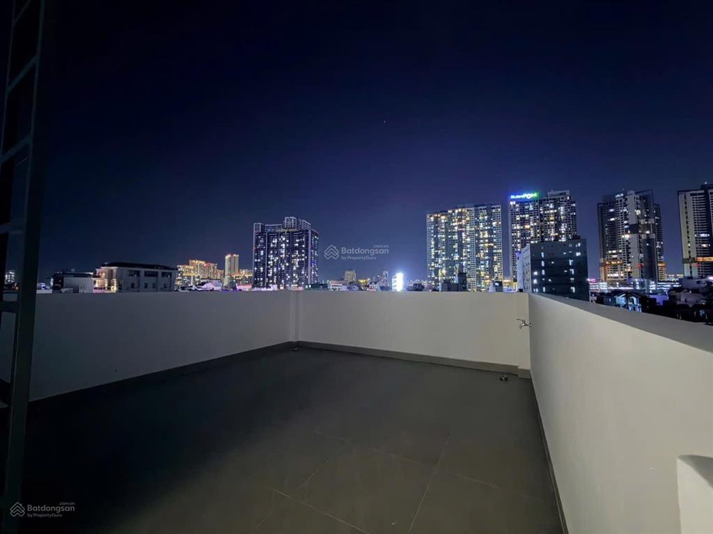 Nhà đẹp 5 tầng phú thuận, có thang máy, 15,8 tỷ, 76m2
