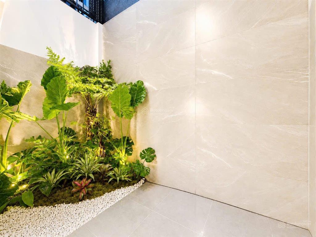 Nhà đẹp 5 tầng phú thuận, có thang máy, 15,8 tỷ, 76m2