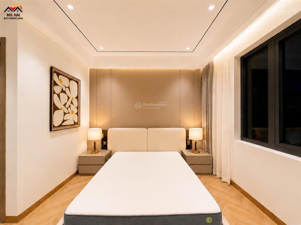Nhà đẹp 5 tầng phú thuận, có thang máy, 15,8 tỷ, 76m2