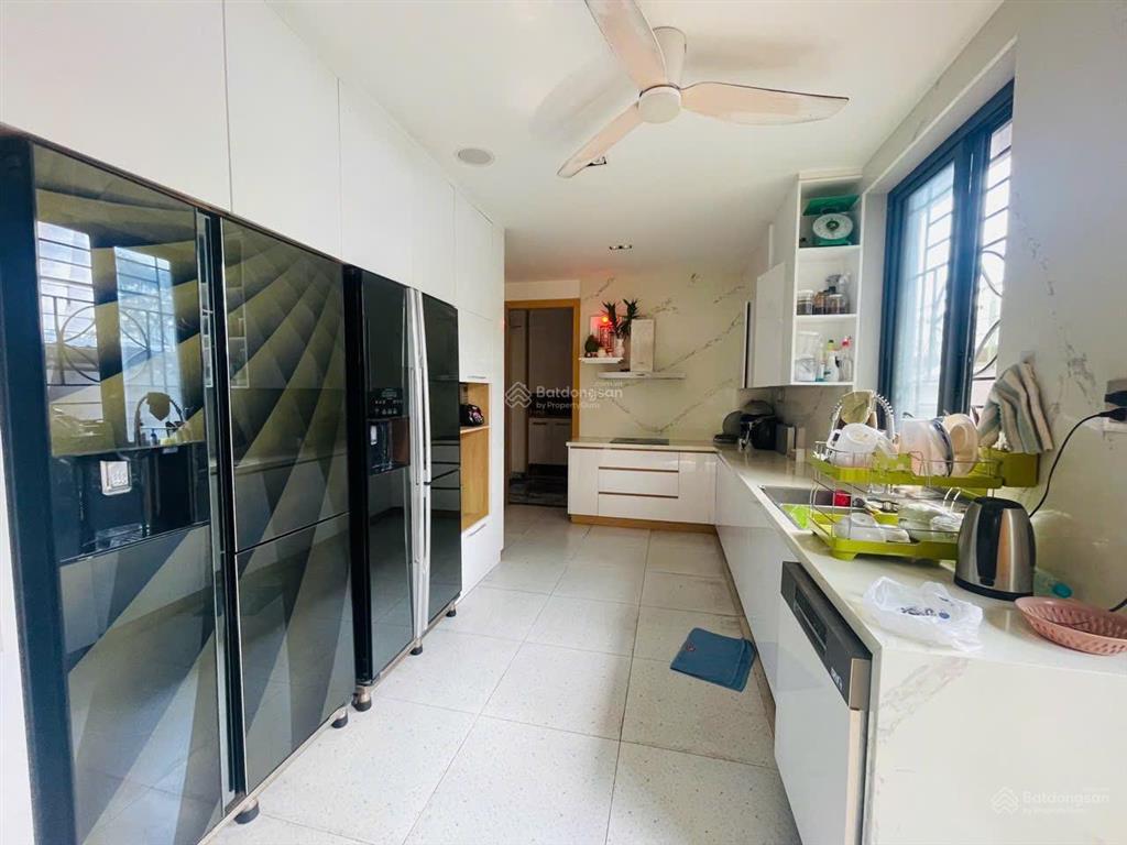 Giảm sốc 8 tỷ , biệt thự hồ bơi 620m2 kdc phú mỹ q7  chỉ 42 tỷ