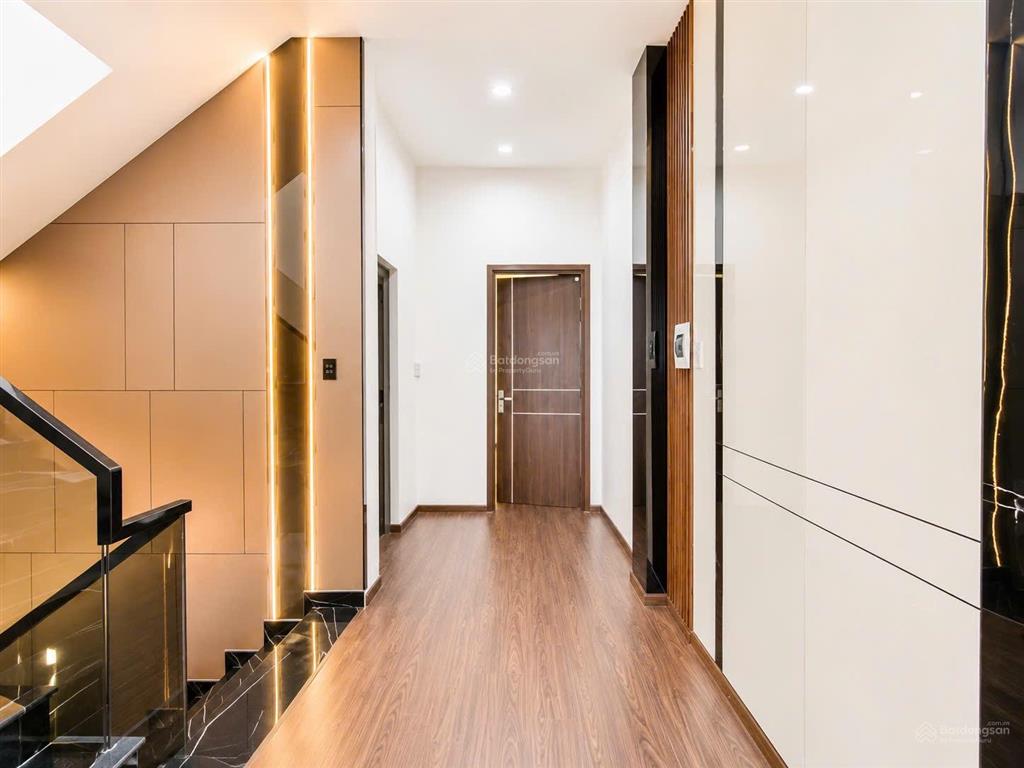 Nhà đẹp huỳnh tấn phát, quận 7, 5x12, 3 tầng, 6,95 tỷ