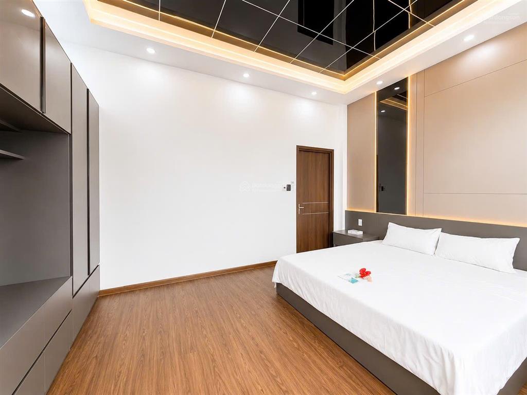Nhà đẹp huỳnh tấn phát, quận 7, 5x12, 3 tầng, 6,95 tỷ