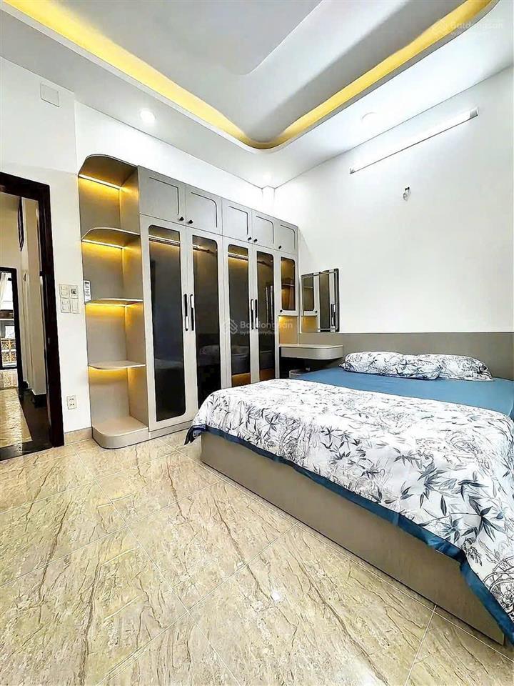 Cực hiếm! nhà phố 5 tầng hoàng quốc việt, chỉ 9,8 tỷ