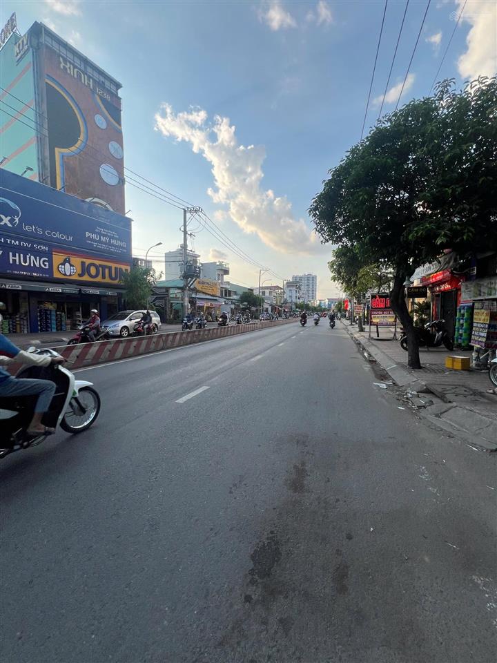 Mt huỳnh tấn phát q.7, 130m2 thổ cư  giá 13,5 tỷ  6x26, ngộp bank bán gấp
