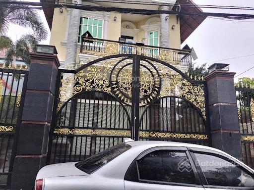 Ngộp bank  biệt thự sân vườn 420m2, giá chỉ 10,5 tỷ