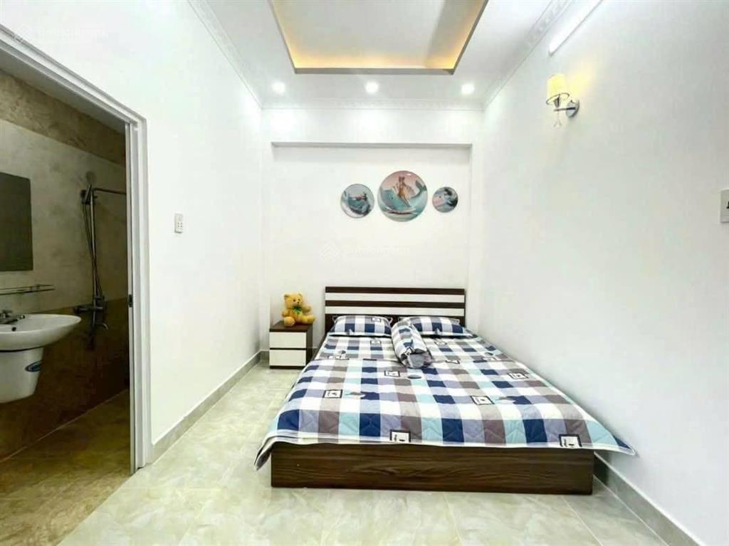 Nhà 4 tầng hxh 1806 huỳnh tấn phát  giá chỉ 5,1 tỷ