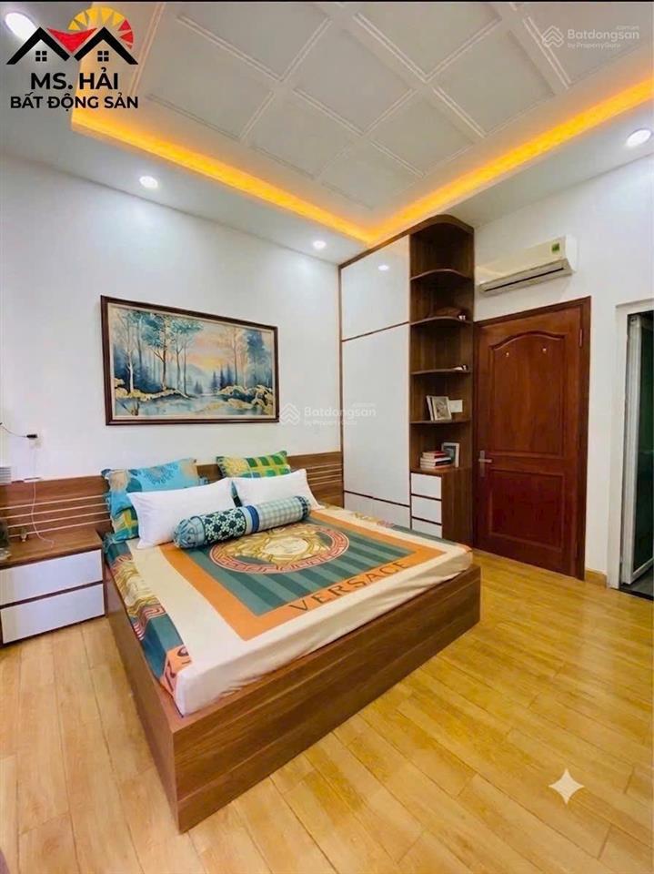 Ngộp ngân hàng bán giá tốt! nhà đẹp 4 tầng  kdc sài gòn mới  gara ô tô  chỉ 6,5 tỷ