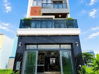Nhà đẹp đào tông nguyên, gara ô tô, full nội thất
