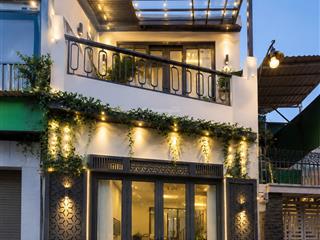 Chỉ 5,8 tỷ, nhà đẹp 2 tầng, 4x16m, quận 7