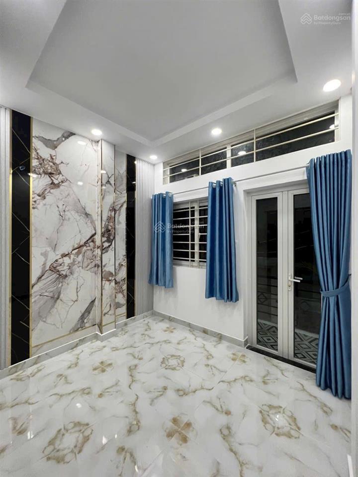 Chỉ 4,68 tỷ, 4 phòng ngủ, nhà bùi văn ba, quận 7