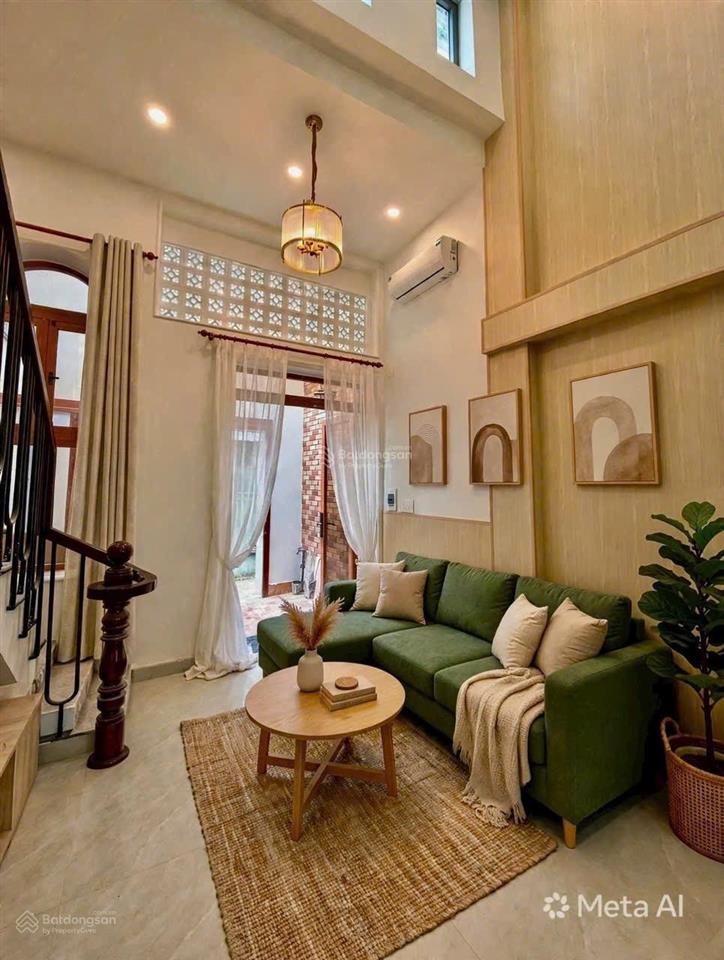 Quận 7, nhà đẹp, hẻm xe hơi, giá 5,3 tỷ