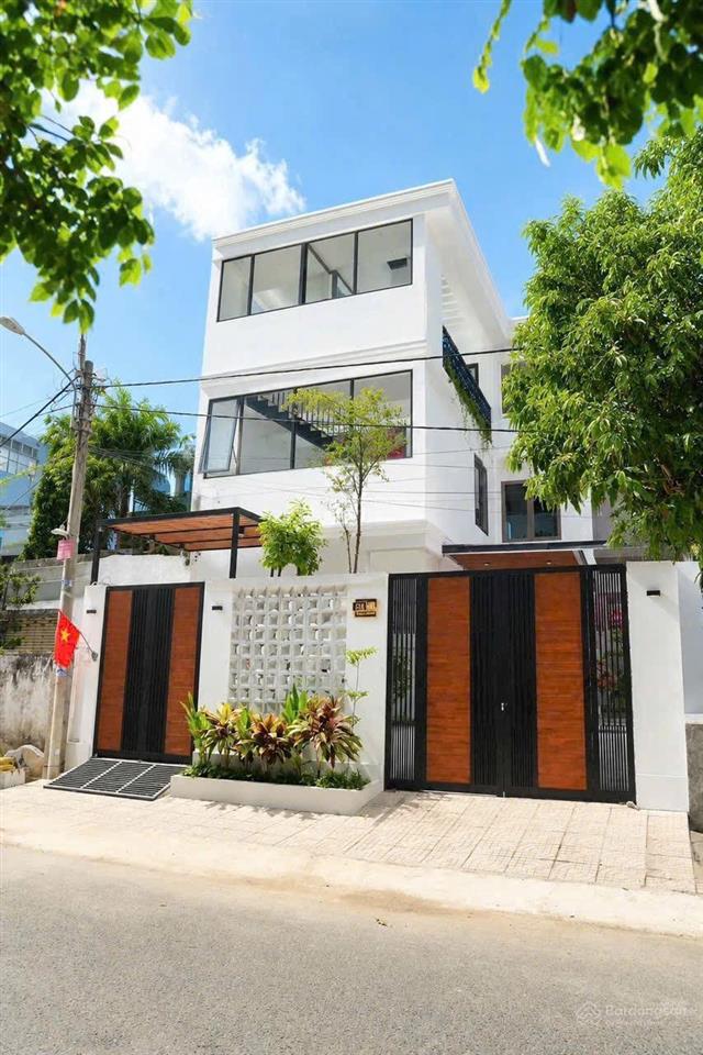 Ngộp bán rẻ! hạ giá 4 tỷ. biệt thự kdc bộ công an, chỉ còn 16,65 tỷ, phường phú thuận, quận 7!