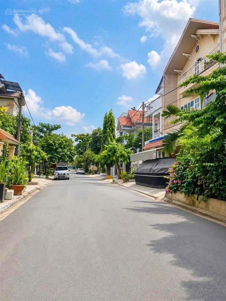 Ngộp bán rẻ! hạ giá 4 tỷ. biệt thự kdc bộ công an, chỉ còn 16,65 tỷ, phường phú thuận, quận 7!