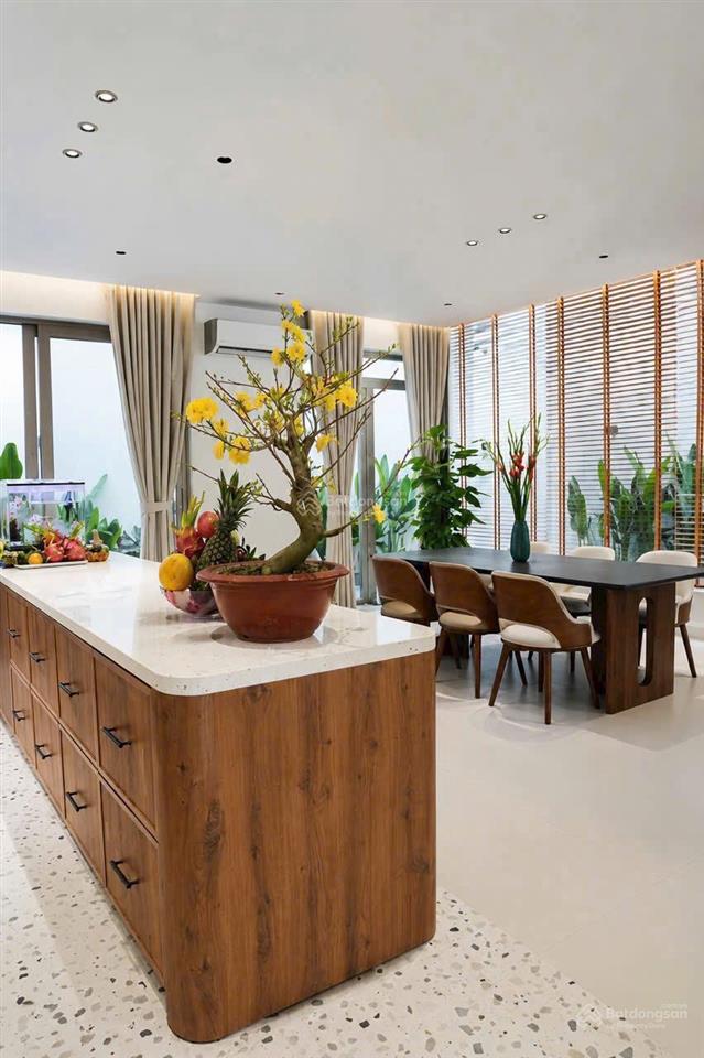 Ngộp bán rẻ! hạ giá 4 tỷ. biệt thự kdc bộ công an, chỉ còn 16,65 tỷ, phường phú thuận, quận 7!