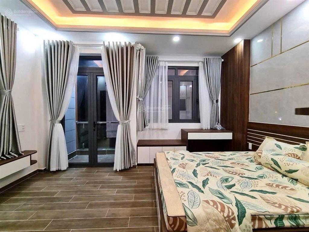 Cho thuê nhà nguyên căn 4 tầng hxh huỳnh tấn phát, 15 triệu/tháng