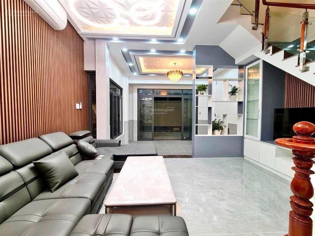 Cho thuê nhà nguyên căn 4 tầng hxh huỳnh tấn phát, 15 triệu/tháng
