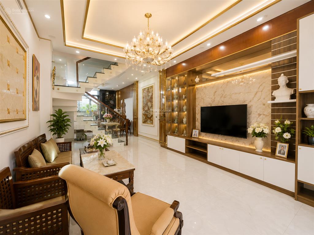 Quận 7, nhà đẹp 4 tầng, hxh, giá 6,7 tỷ