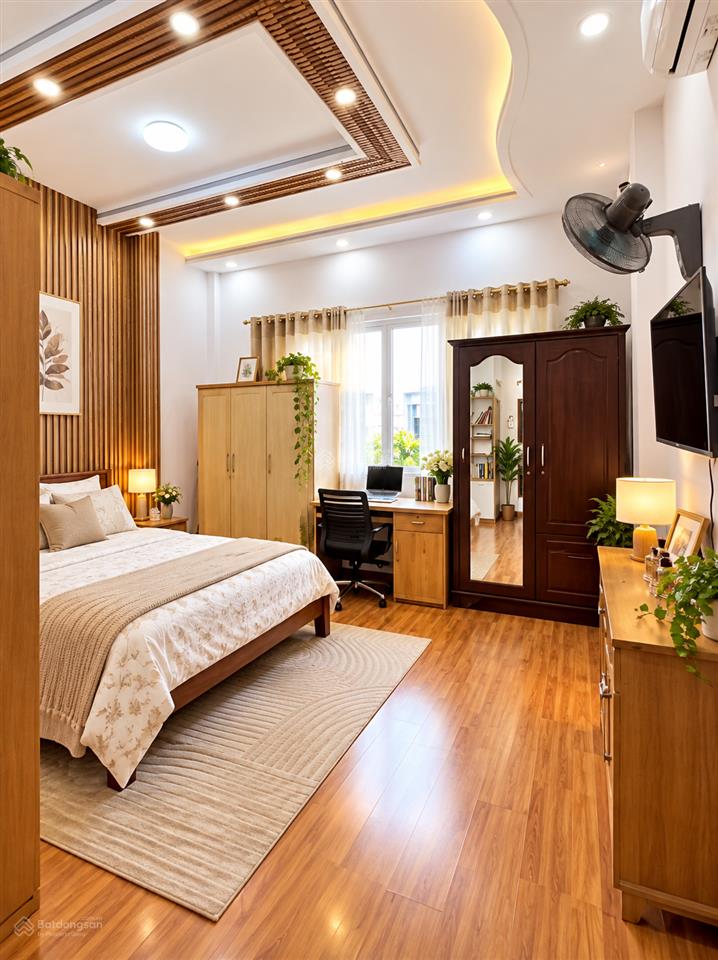 Cực rẻ, nhà 4 tầng dương cát lợi 95,7 m2, còn 7,1 tỷ cách quận 7 chỉ 300 m, đã giảm 1 tỷ