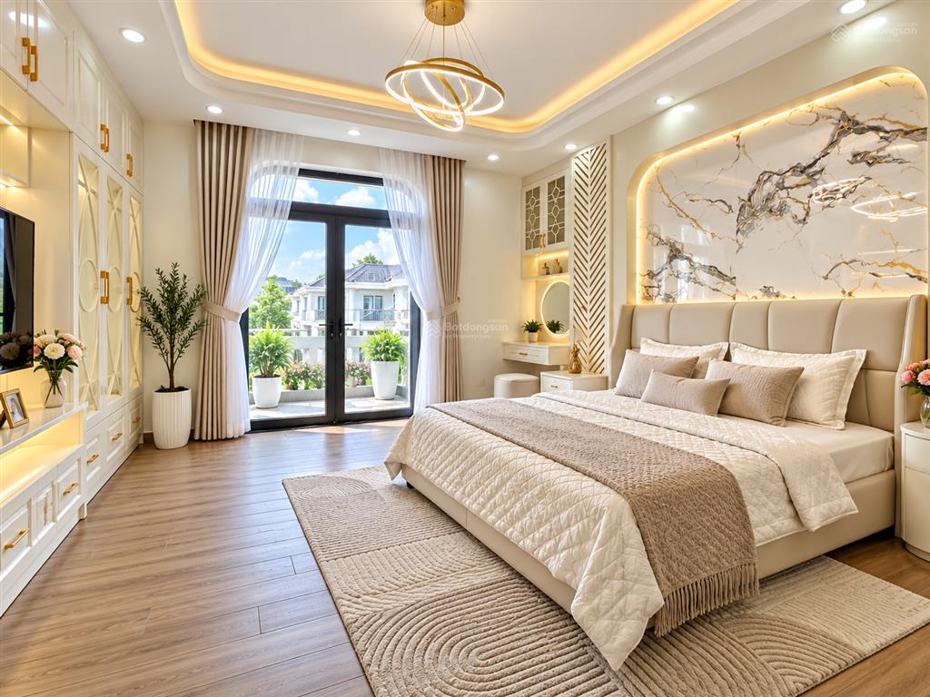 Nhà mặt tiền đào tông nguyên, 5x23, giá 10,9 tỷ. nhà đẹp 3 tầng đầy đủ nội thất