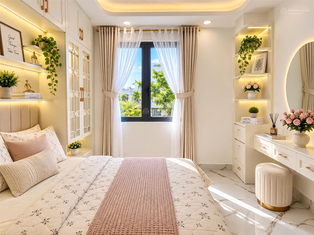 Nhà mặt tiền đào tông nguyên, 5x23, giá 10,9 tỷ. nhà đẹp 3 tầng đầy đủ nội thất