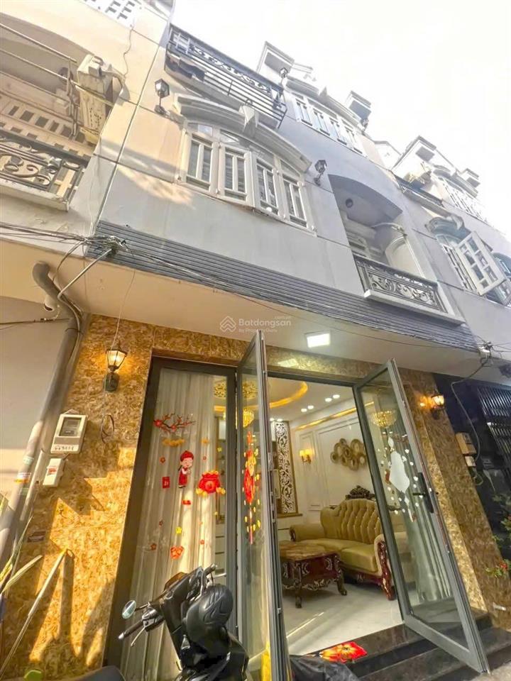 Quận 7. nhà đẹp 5x10, 3 tầng, giá chỉ hơn 5 tỷ