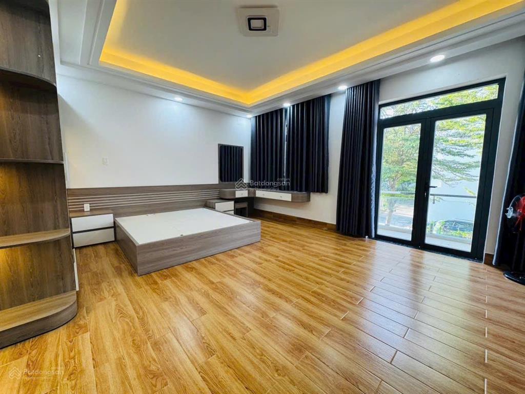 Giảm giá mạnh, nhà phố đẹp huỳnh tấn phát, giá chỉ còn 6,8 tỷ