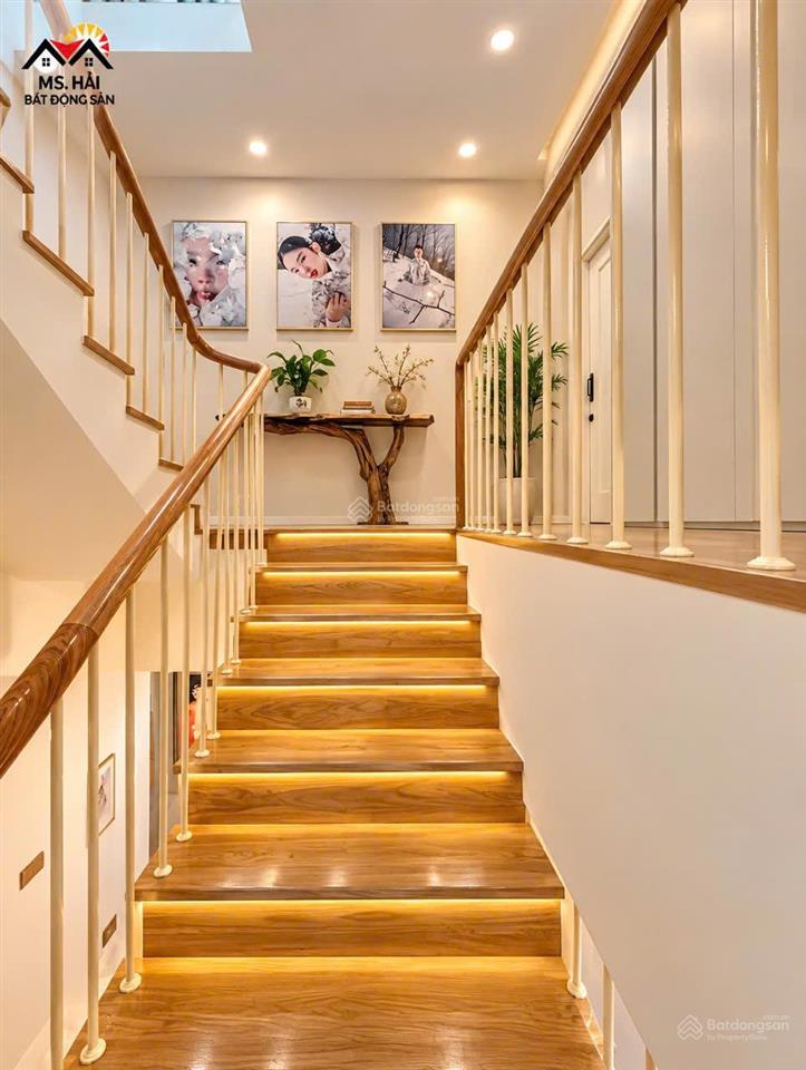 Căn góc amelie villa nhà bè, sân vườn đẹp như resort, 6x20m, giá nhỉnh 16 tỷ
