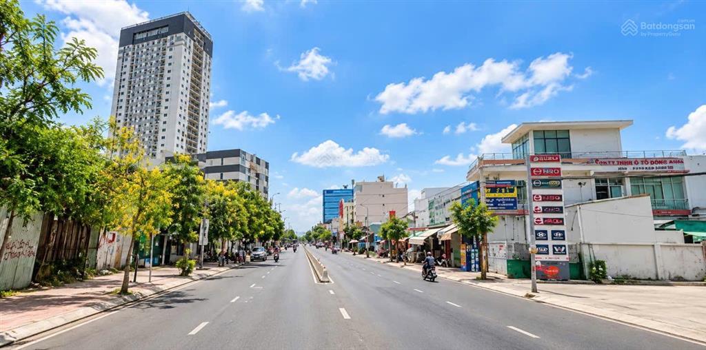Đất vàng  góc 2 mặt tiền huỳnh tấn phát quận 7  diện tích 1.854m  giá 95,59 tỷ
