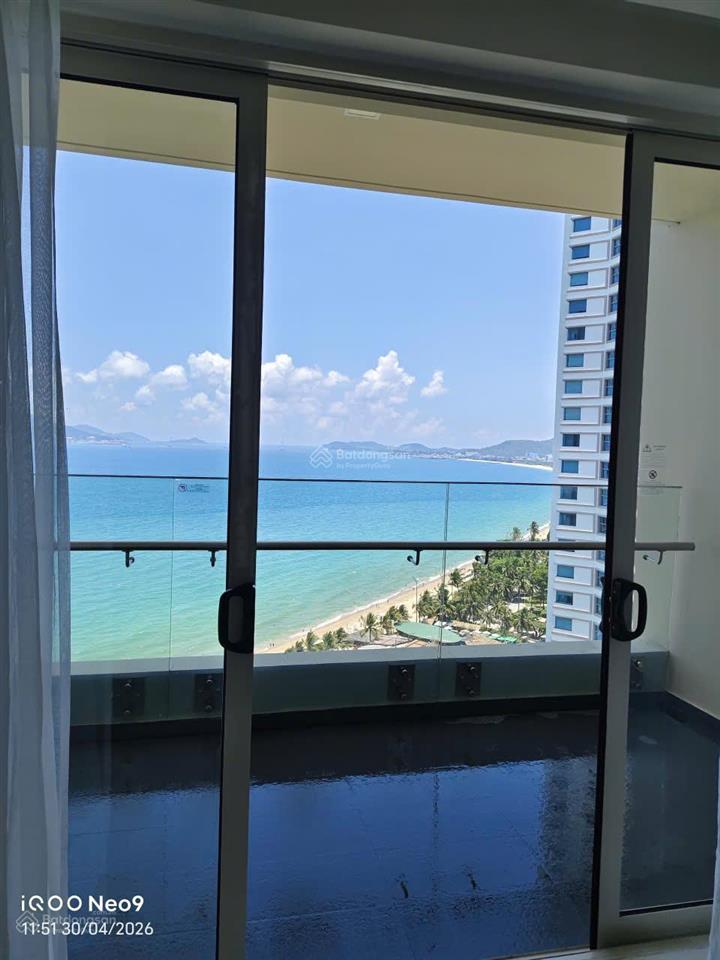 Cđt bán căn hộ 2 phòng ngủ 135m2 the costa nha trang, view biển, full nội thất, giá 15 tỷ đồng