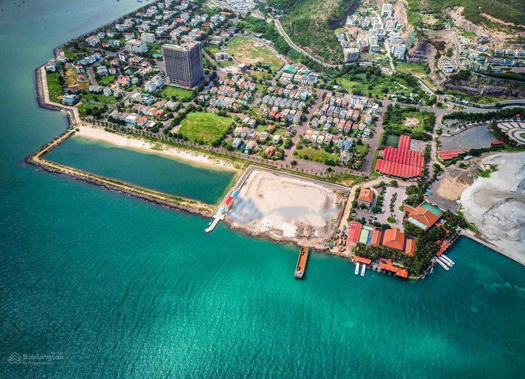 Bán lô đất biệt thự 300m2  giá 266 triệu/m2  khu đô thị biển an viên