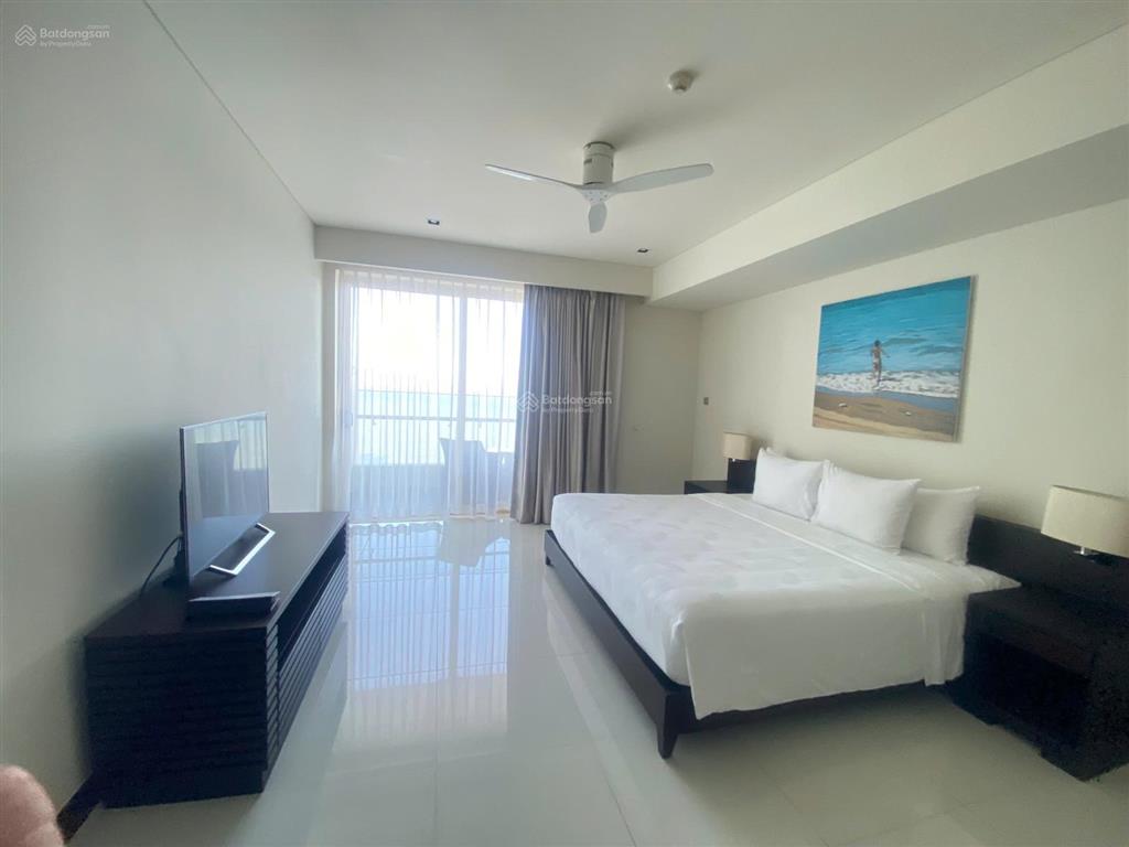 Bán căn hộ vip 3pn mặt tiền biển tại the costa nha trang, giá 26,5 tỷ, nội thất sang trọng