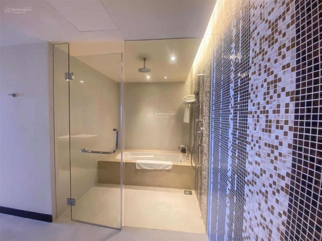 Bán căn hộ vip 3pn mặt tiền biển tại the costa nha trang, giá 26,5 tỷ, nội thất sang trọng