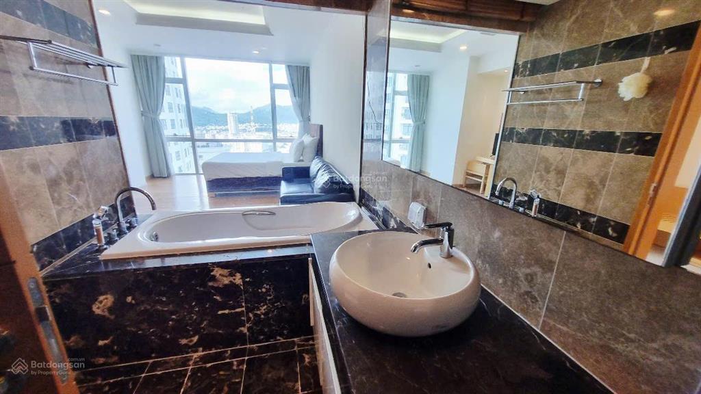 Cần bán căn penthouse 284m2 hoàn cầu luxury residences